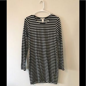 Long sleeve cotton dress